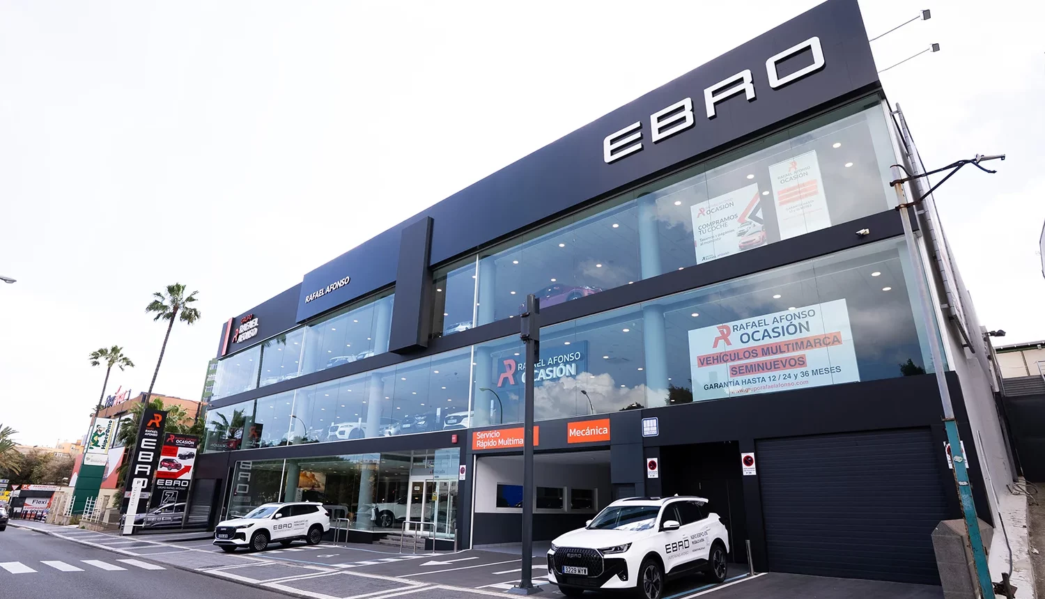 Fachada instalaciones EBRO