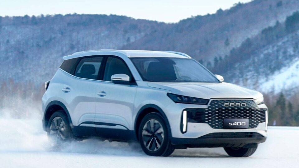 EBRO s400 SUV seguro y conectado - Grupo Rafael Afonso
